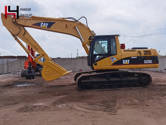 2018 CATERPILLAR 325C Excavator